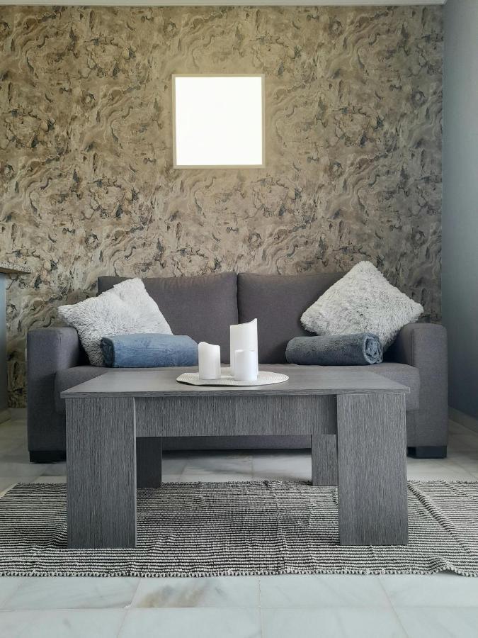 פואנגירולה Nice Apartment Near The Beach מראה חיצוני תמונה