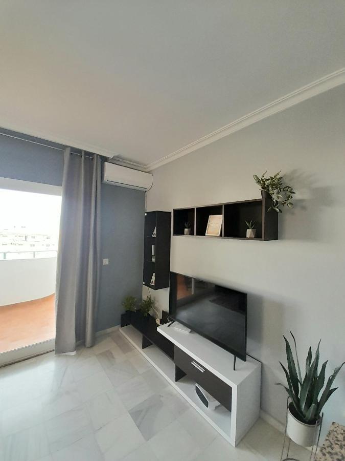 פואנגירולה Nice Apartment Near The Beach מראה חיצוני תמונה