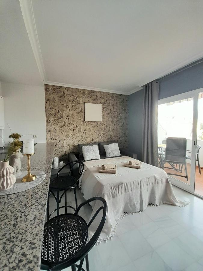 פואנגירולה Nice Apartment Near The Beach מראה חיצוני תמונה
